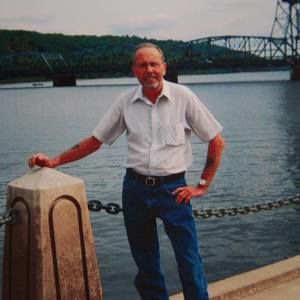 Meet your Posher, Chuck